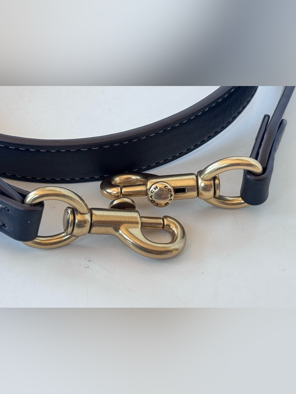 Coach Black Leather Replacement Purse Strap Adjustable Gold Tone Swivel Clips - Picture 3 of 9
